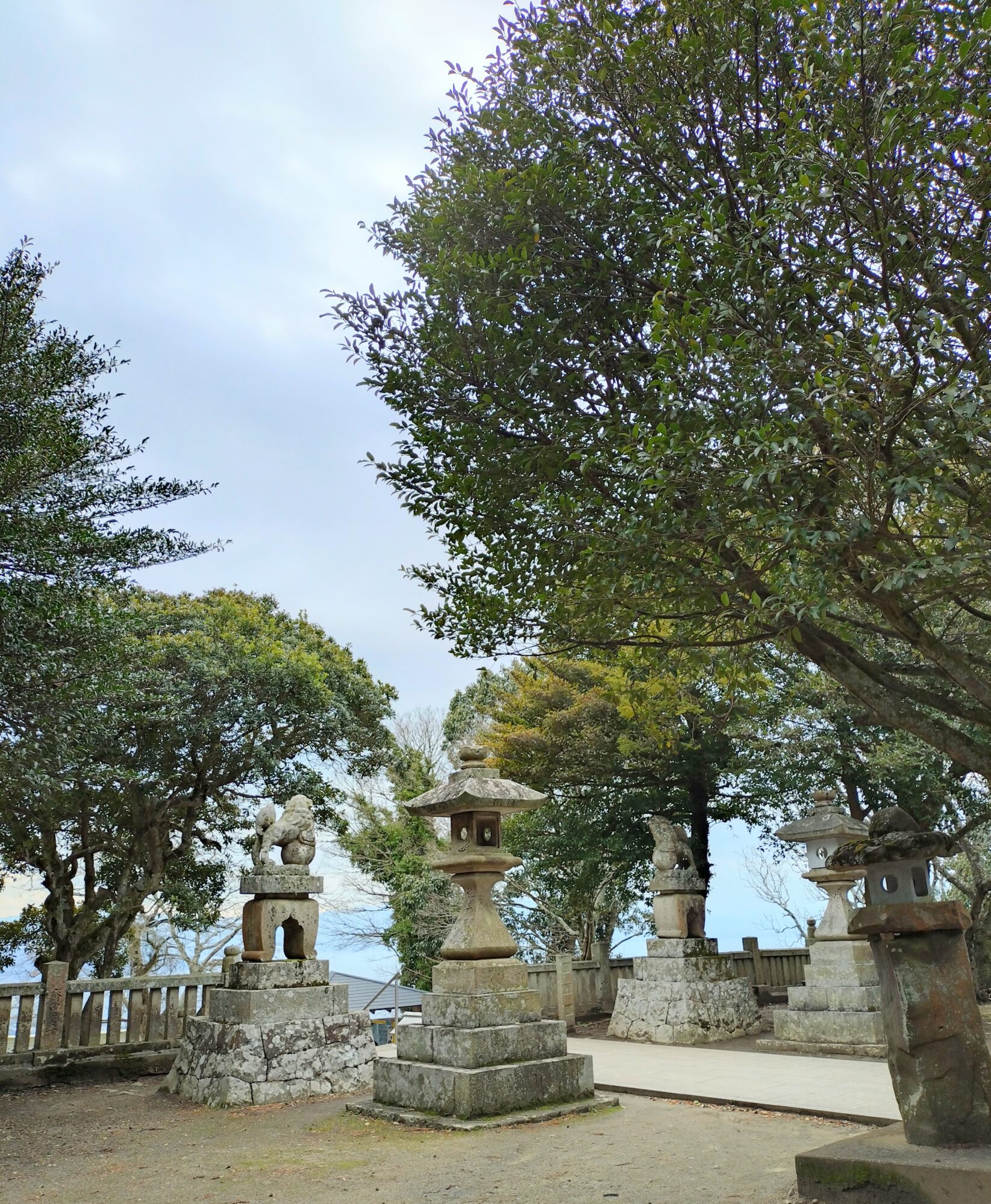 高屋神社本宮